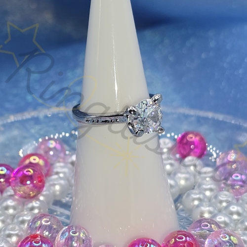 Dotted Silver-Tone Ring in Clear