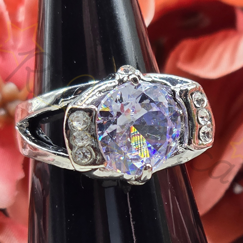 Silver-Tone Pedestal Zircon Ring in Lavender