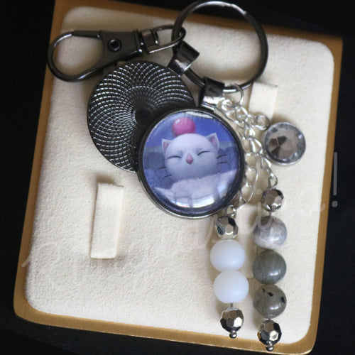 Magic the Gathering Keychain - Cloudbound Moogle