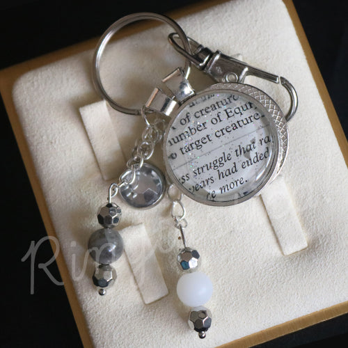 Magic the Gathering Keychain - Slash of Light