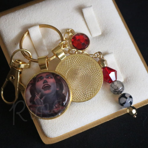 Magic the Gathering Keychain - Neonate's Rush