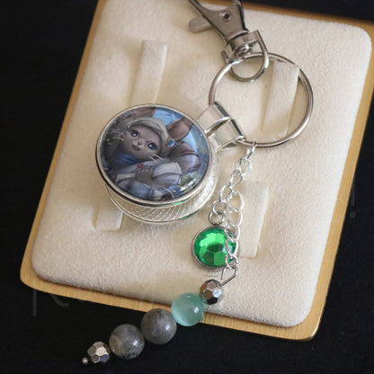 Magic the Gathering Keychain - Loporrit Scout