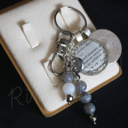 Magic the Gathering Keychain - White Mage's Staff