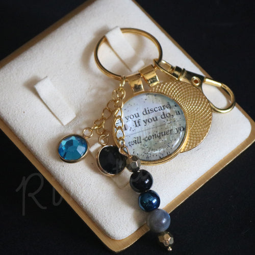 Magic the Gathering Keychain - Lazotep Chancellor